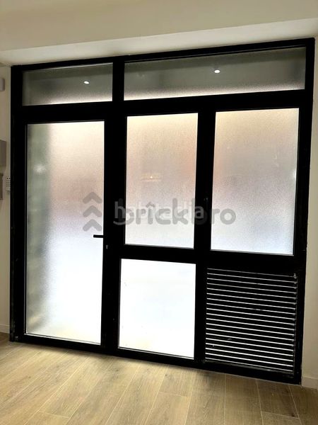 Foto e4697ec5-738e-4fff-9ab8-5c5dec90c908. Local comercial a Vila de Gràcia Barcelona