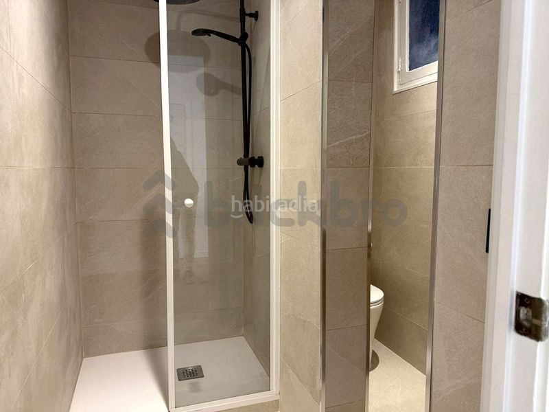Foto 75cd3de4-ab2e-4207-baba-a38c62ee2cbb. Local comercial a Vilapicina - Torre Llobeta Barcelona