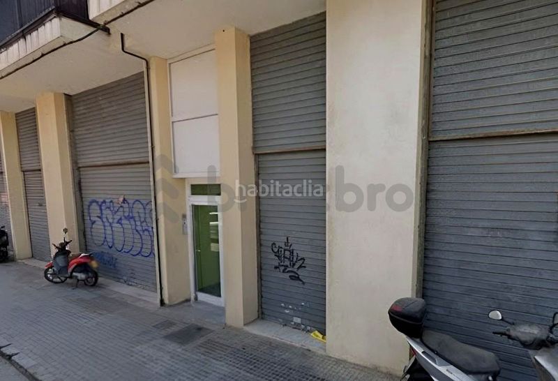 Foto c0c2e9af-0a5f-4080-9b10-8134c0ddb360. Local comercial a Almeda - El Corte Inglés Cornellà de Llobregat