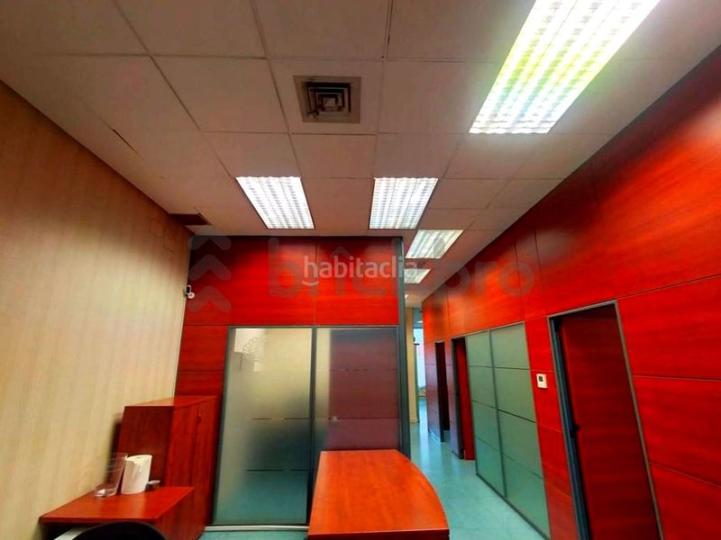 Foto f730941d-3b85-4274-aff2-75bf7f62ab92. Business premise in La Vila Olímpica del Poblenou Barcelona