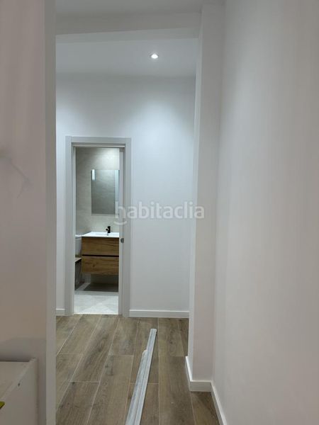 Foto a46072cd-8e3e-4649-ae9e-4cc54c10ddd3. Estudi a Vila de Gràcia Barcelona