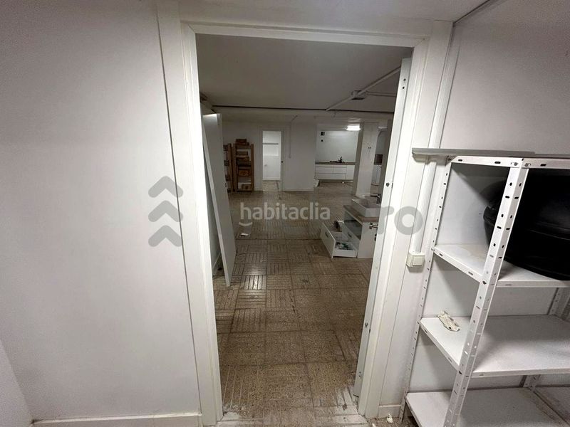 Foto 76c7eb50-5a38-4ffc-a253-4575ce4585b9. Local comercial a Congrés - Indians Barcelona
