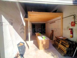 Business premise  Carrer de cartellà. Local en carrer de cartellà  barcelona