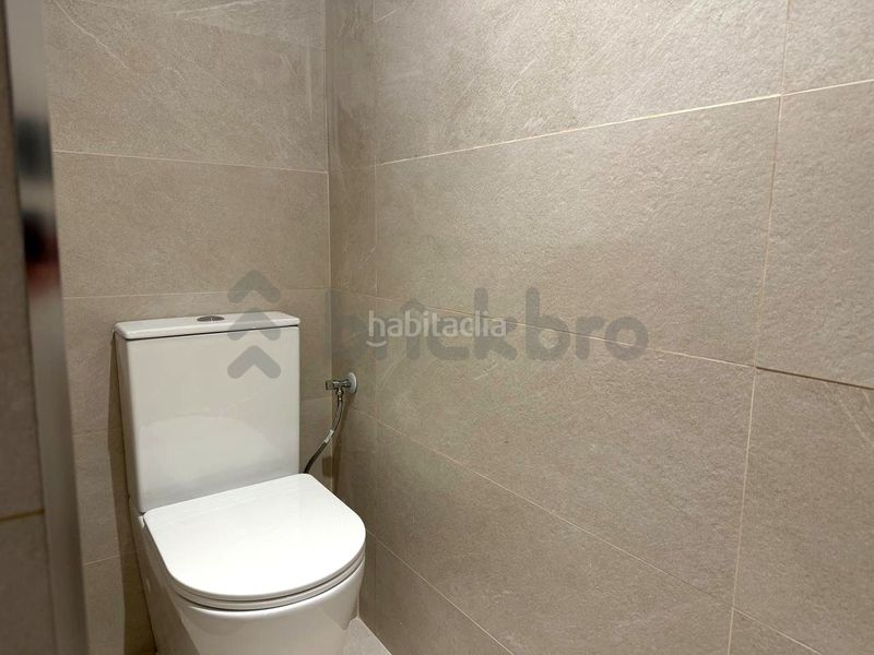 Foto 53094329-fe54-4f83-af96-f3af80f40a57. Estudi a Vilapicina - Torre Llobeta Barcelona