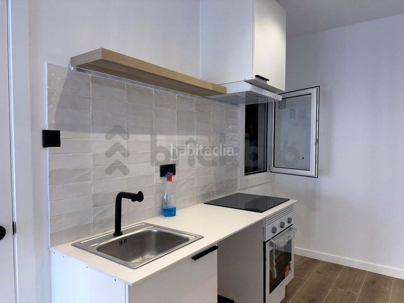 Foto cb99c97f-2b55-4a28-b0b2-4656fb4d1d88. Estudi a Vilapicina - Torre Llobeta Barcelona