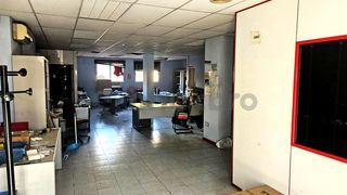 Lloguer Local Comercial  Carrer de la mare de déu de montserrat. Local en carrer de la mare de déu de montserrat  granollers