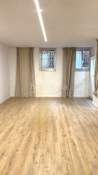 Foto 8f861dbf-8274-4cf0-88c6-8567c5e22b54. Local comercial a St. Pere - Sta. Caterina - El Born Barcelona