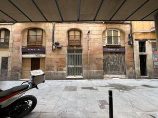 Geschäftsraum  Calle d'en cortines. Local en carrer den cortines, local 1  barcelona