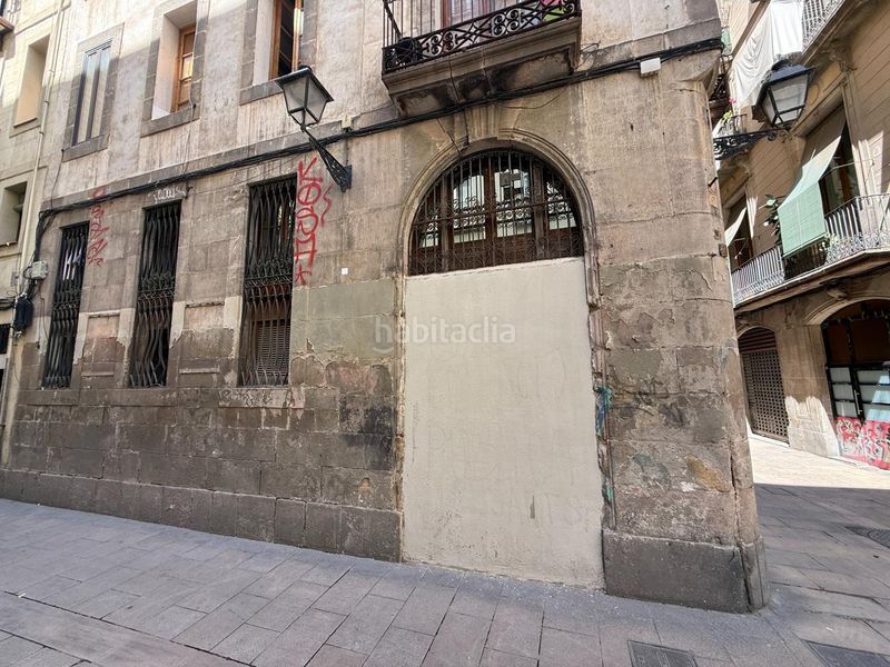 Foto 53d6428b-afe3-4f3a-b9d0-2d5b49dfe7e6. Local comercial a Gòtic Barcelona