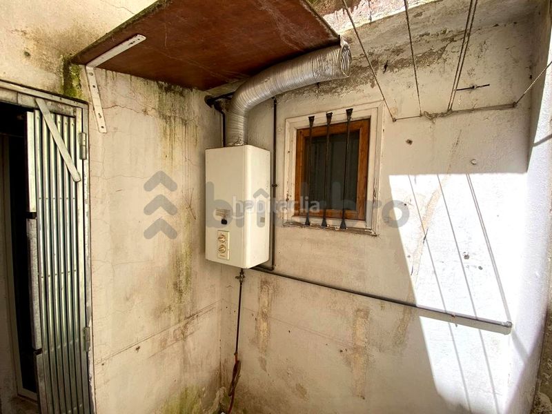 Foto 4db12b36-658a-418d-81b6-985e404834d3. Local comercial en La Teixonera Barcelona