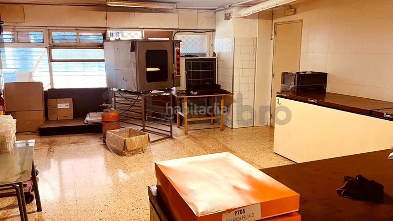Foto 5fbdaa0a-c91c-4fa4-9fbd-701c60d74b47. Local comercial a Mercat Rubí