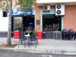 Business premise in Calle Arquitecto José Granados de la Vega