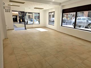 Local Comercial a Calle de García de Paredes