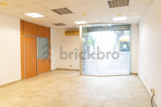 Business premise in calle de Torras i Bages