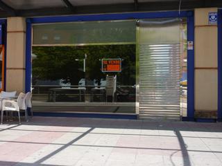 Business premise in Avenida de las Provincias 27