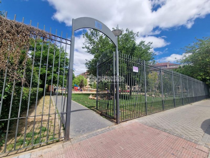 Foto 0e9513d3-3a8d-4c09-8bad-fa8d53169077. Piso  en venta en Virgen del Rosario Torrejón de Ardoz