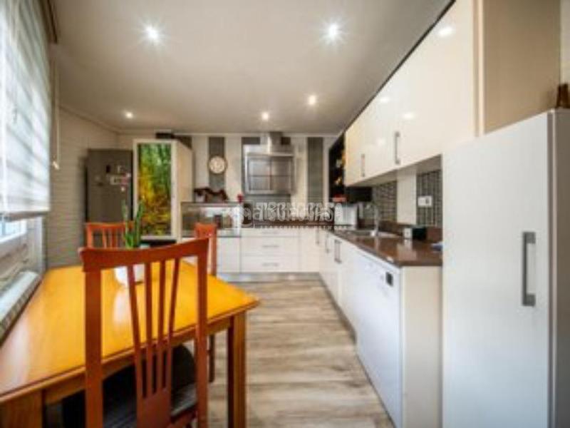 Foto 2ff97fde-9277-40b4-9f55-98c5265d7bd4. Casa  en venta en Fresnos I y II Torrejón de Ardoz