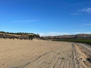 Mas à Cañadas de San Pedro. Terreno agrario de 17.879 metros en cañadas de san pedro con cas