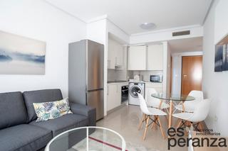 Lloguer Apartament  Calle embajador inocencio arias. Apartamento disponible en agosto