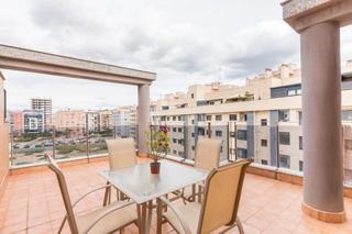 Attique à Juan Carlos I. Impecable ático con amplia terraza en juan de borbón, murcia