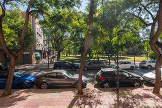 Rent Flat  Paseo paseo ingeniero sebastian  feringan. Piso en la flota en alquiler