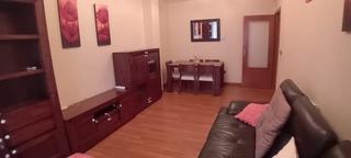 Miete Etagenwohnung  Avenida embajador inocencio arias. Acogedor piso en alquiler entre avenida príncipe de asturias y j