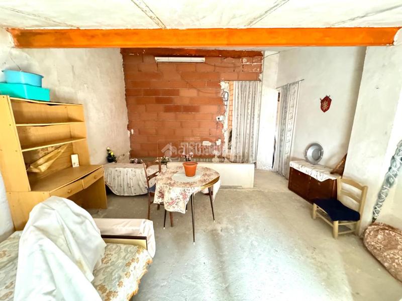 Foto 340d1837-89e9-4efe-a069-444dd2c6bce2. Casa bifamiliare con riscaldamento in Almoguera