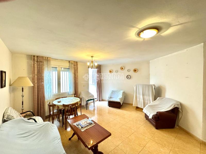 Foto e9ef0ea5-493b-4a27-ac5e-0e2237f38b96. Casa bifamiliare con riscaldamento in Almoguera