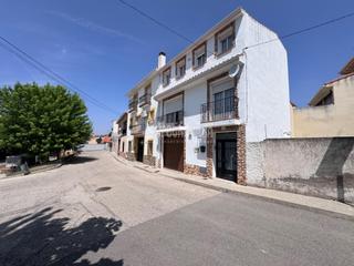 Maison jumele en Estremera. Casa en venta en estremera