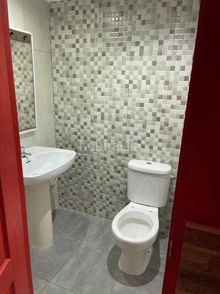 Foto bbf34a78-39b8-40c3-b2d3-104dcae3db7b. Local comercial a Carolinas Altas Alicante