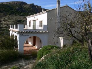 Masia a Partida de nutxes 1061. Finca unica con  mucha vegetacion  para disfrutar  4,9 hectareas
