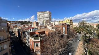 Attique  Plaça d'espanya. Venta de atico  plaza de toros terraza 25m con licencia turistic