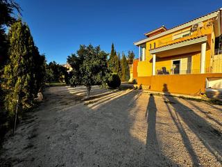 Casa  Carrer carrasqueta. Espectacular chalet en busot