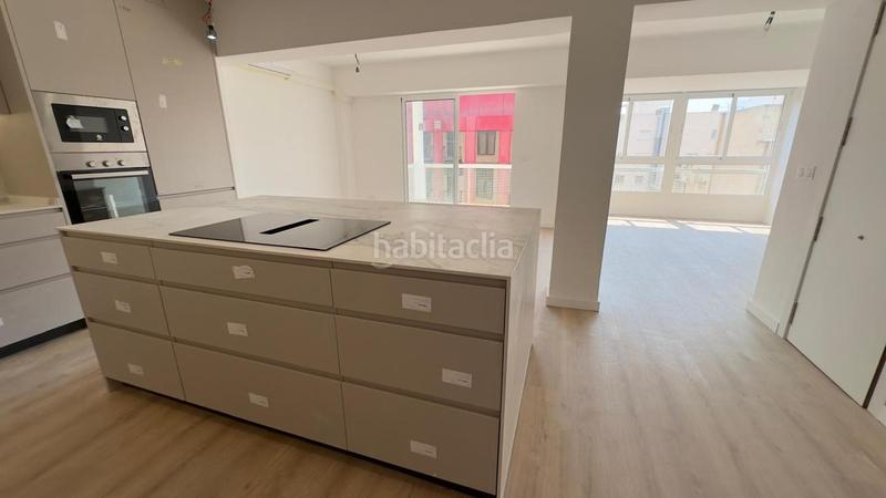 Foto 2aecb534-fa81-417e-abee-7fa7170cef0f. Piso en reyes católicos 28 venta piso reyes catolicos en Alicante