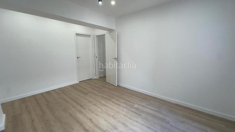 Foto a35c1a27-592f-4a86-b645-18db15613e4c. Piso en reyes católicos 28 venta piso reyes catolicos en Alicante