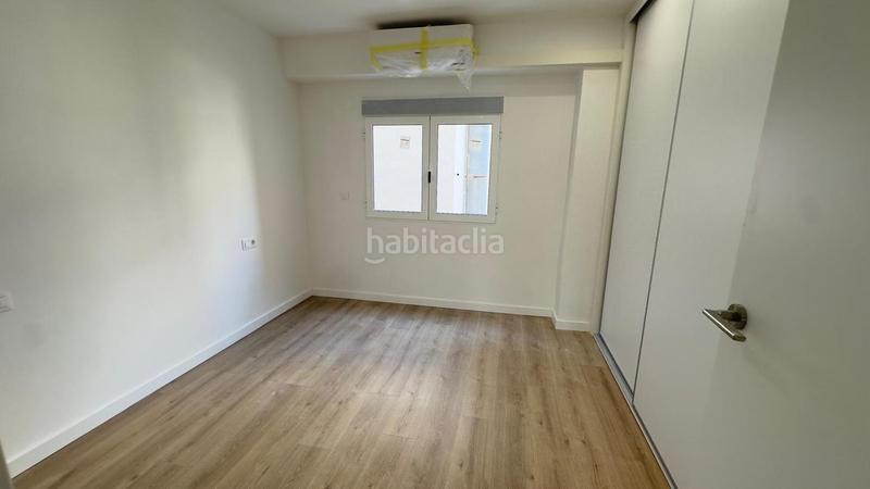 Foto bfc83a28-f6bb-45eb-8511-485031f29bb6. Piso en reyes católicos 28 venta piso reyes catolicos en Alicante