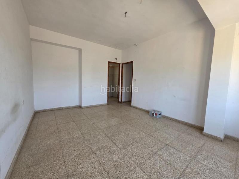 Foto a00be841-f749-4c22-8889-83bb27863f3c. Piso  a reformar en Sax