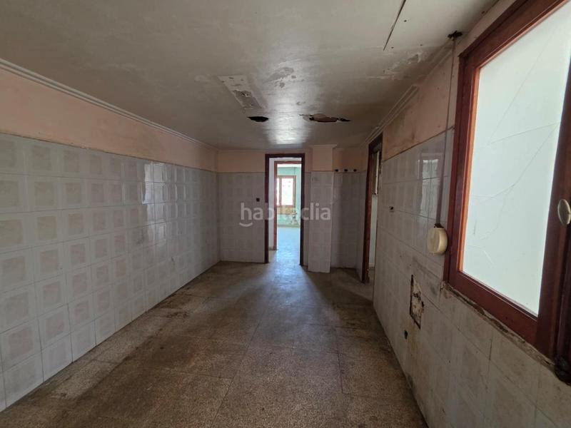Foto a30390b1-8283-4462-9d56-7a6c2ecf4a94. Piso  a reformar en Sax