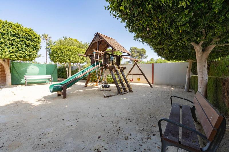 Foto b69653ad-88b7-44ef-b930-da1ec93389c2. Maison avec parking piscine dans Almajada-Ravel Mutxamel