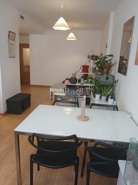 Foto c0668c82-fbc4-4350-9824-91a6363223f9. Piano terra con parcheggio in Castalla