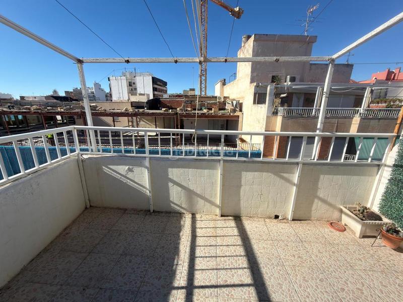 Foto 7dd6c9d6-5428-4ff4-a56c-d56e5e5ac188. Attico in carrer navas 16 in Barrio del Centro Alicante