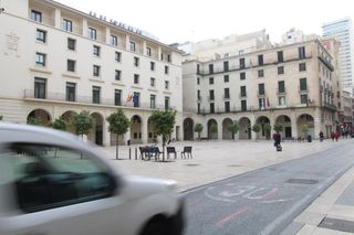 Lloguer Pis  Plaça de l'ajuntament. Piso en ayuntamiento alicante