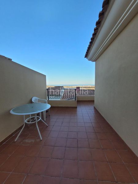 Foto ee6b5e02-ae93-44de-a7d1-9131fc005a1c. Casa amb piscina a Bonalba-Cotoveta Mutxamel