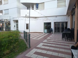 Traspàs Local Comercial  Calle sant bartomeu. Traspaso de local campello 22.000