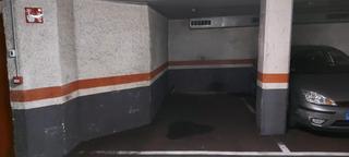 Autoparkplatz  Carrer de violant d'hongria reina d'aragó. Esta plaza de parking se encuentra en carrer de violant d'hongri