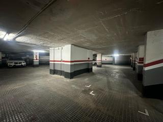 Aparcament cotxe  Augusta. Plaza de parking en venta en la exclusiva zona de vía augustamit