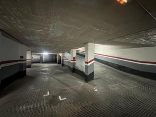 Aparcament cotxe  Augusta. Plaza de parking en venta en la exclusiva zona de vía augustamit