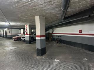 Aparcament cotxe  Augusta. Plaza de parking en venta en la exclusiva zona de vía augustamit
