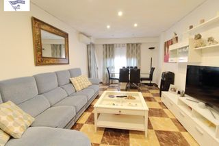 Piso en Almussafes. Piso con 2 habitaciones con ascensor, calefaccin y aire acondic