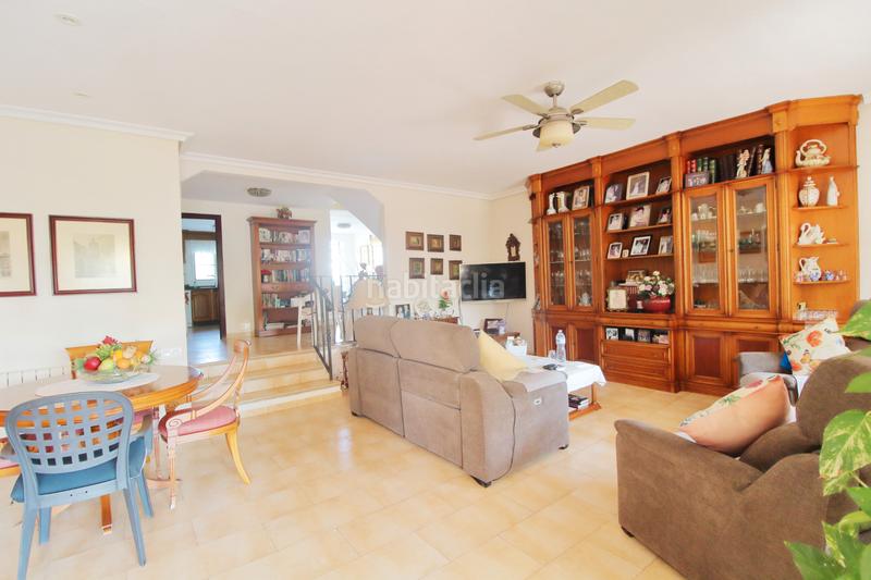 Foto e5126ce5-ab0d-4866-afad-9a924fc96abe. Rent semi detached house with heating pool in Playa del Puig El Puig de Santa Maria